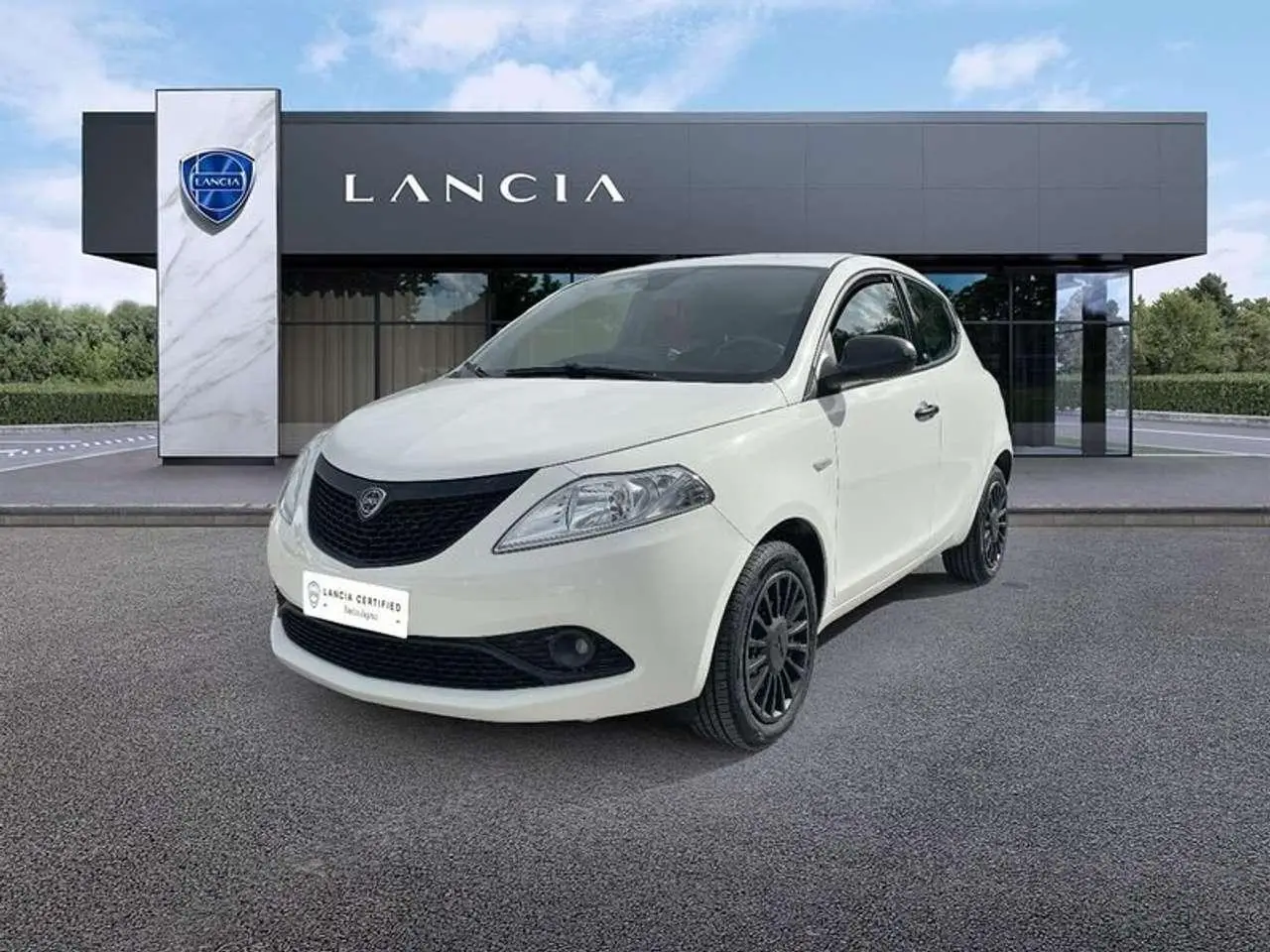 Photo 1 : Lancia Ypsilon 2018 Petrol