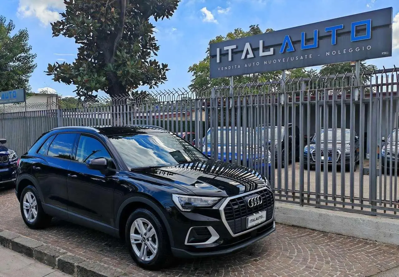 Photo 1 : Audi Q3 2021 Diesel