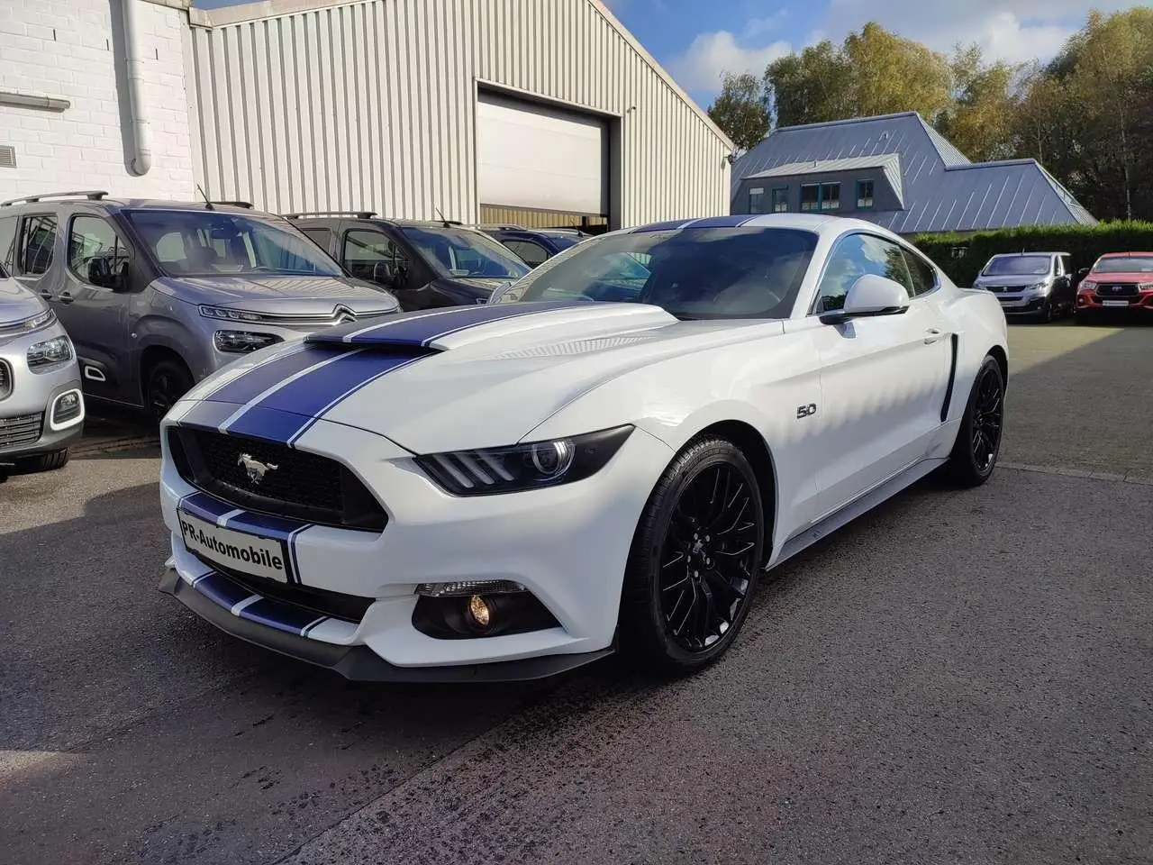 Photo 1 : Ford Mustang 2017 Petrol