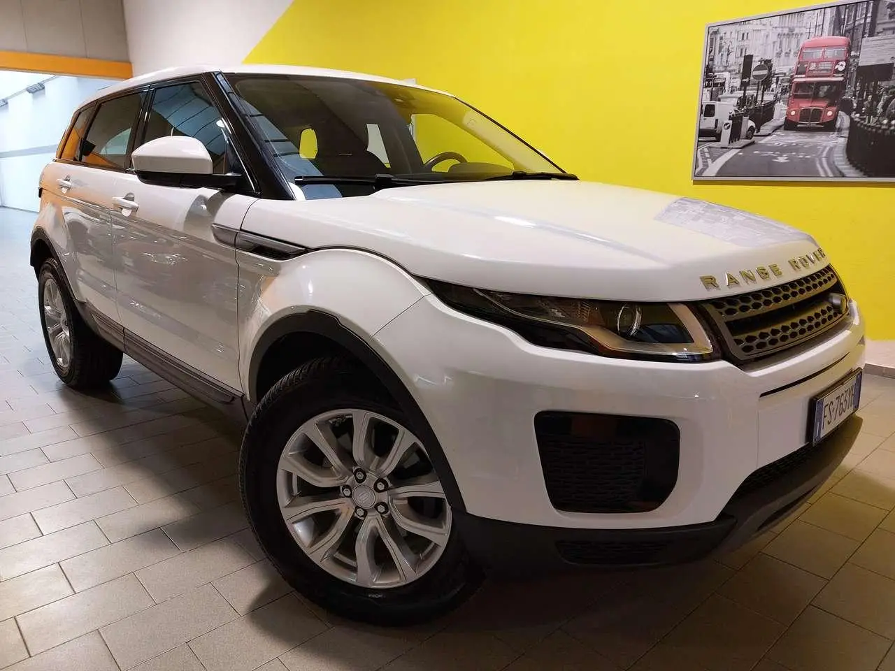 Photo 1 : Land Rover Range Rover Evoque 2018 Diesel