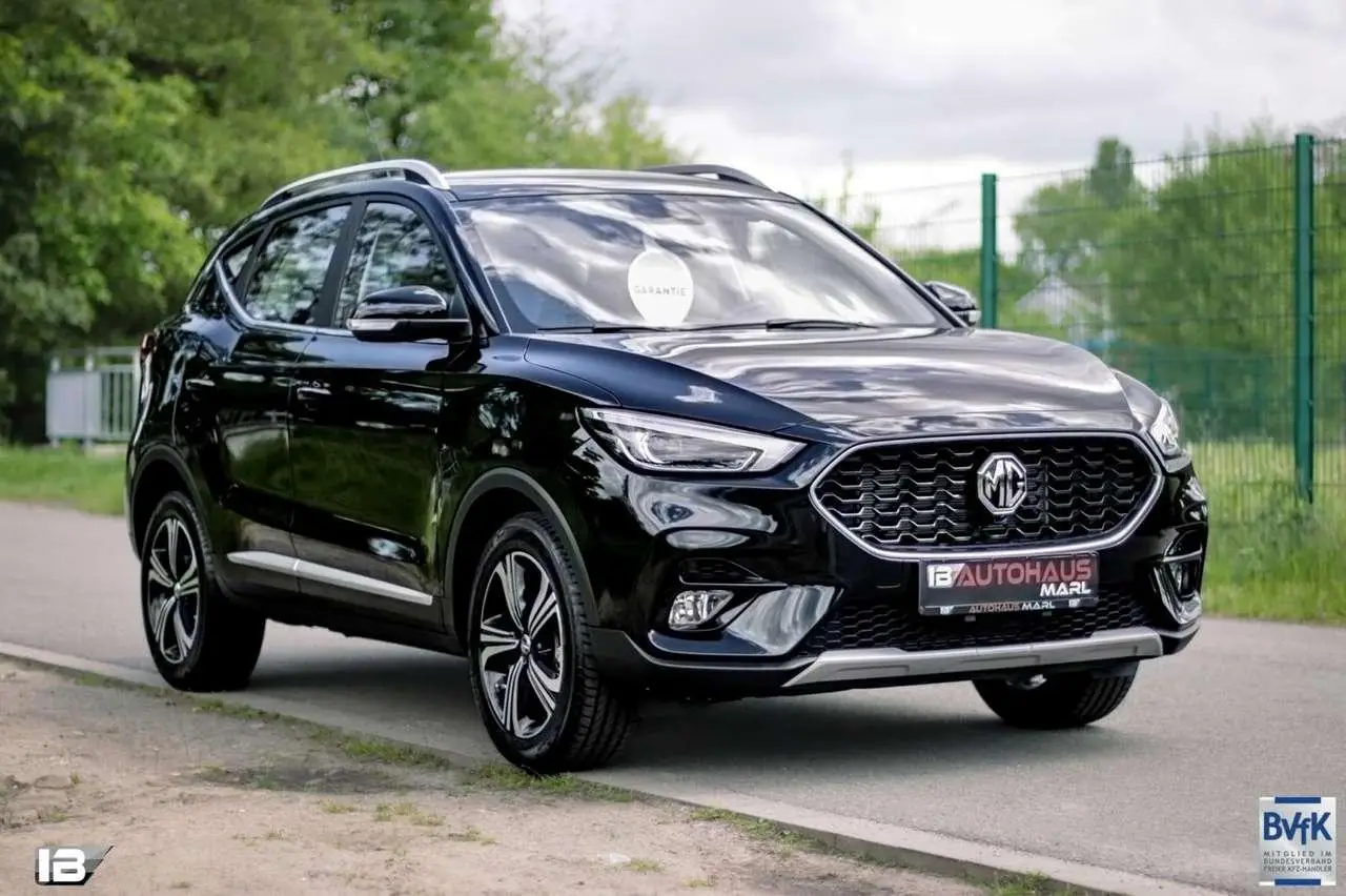 Photo 1 : Mg Zs 2023 Essence