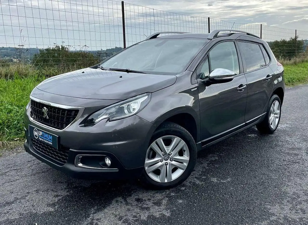 Photo 1 : Peugeot 2008 2018 Petrol