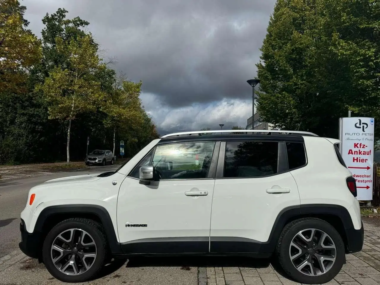 Photo 1 : Jeep Renegade 2015 Diesel