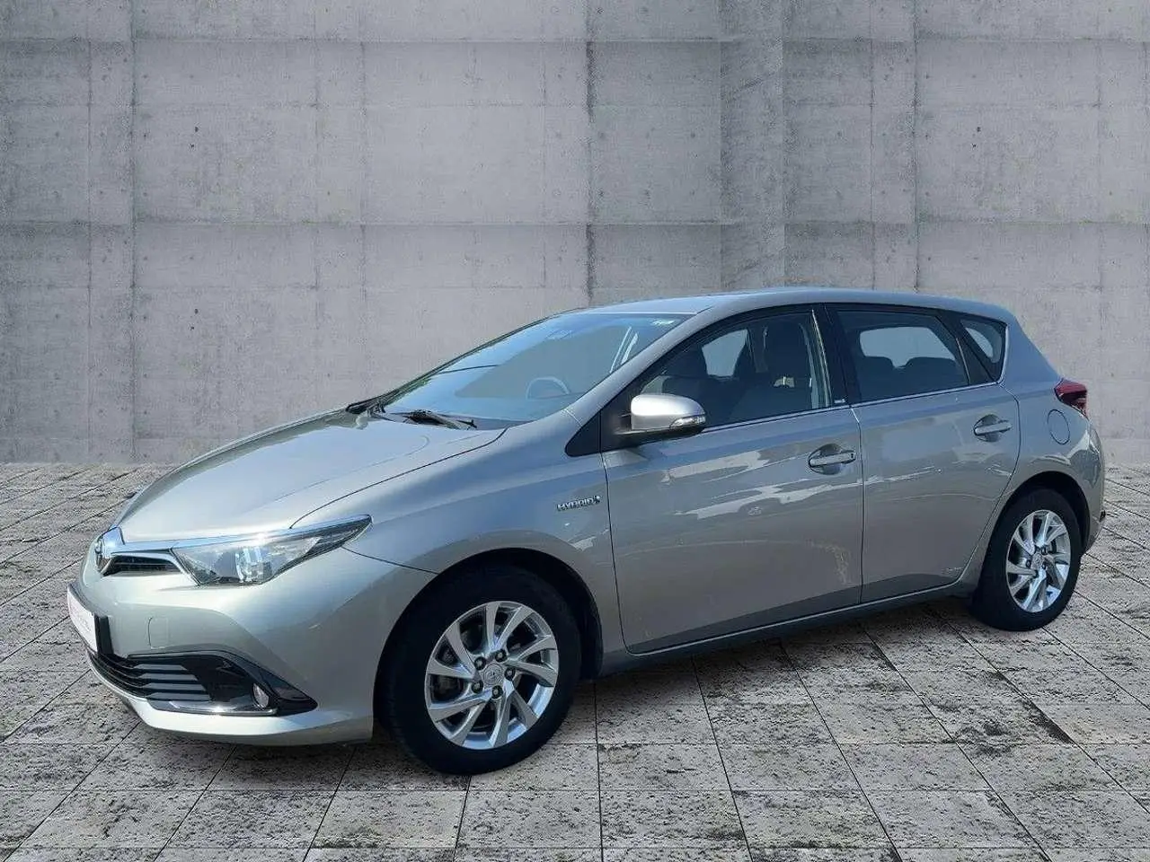 Photo 1 : Toyota Auris 2016 Hybrid