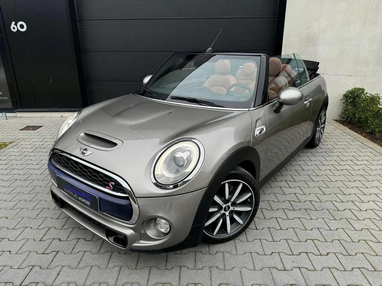 Photo 1 : Mini Cooper 2016 Essence