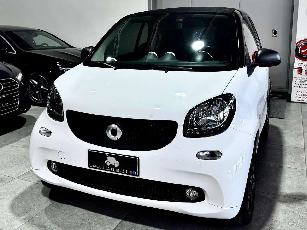 Photo 1 : Smart Fortwo 2017 Petrol