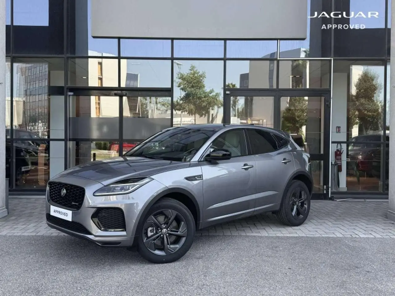 Photo 1 : Jaguar E-pace 2024 Autres