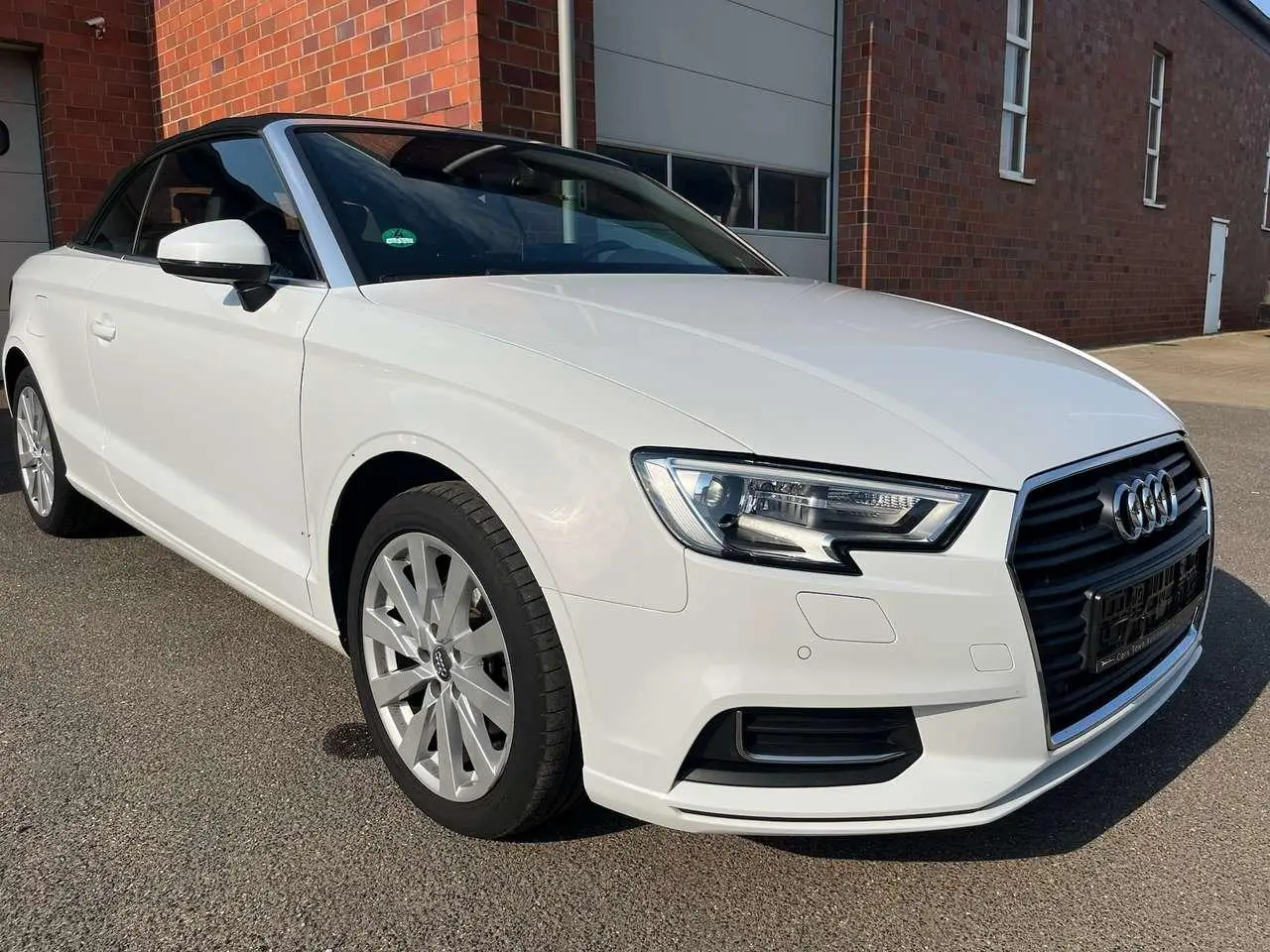 Photo 1 : Audi A3 2017 Diesel