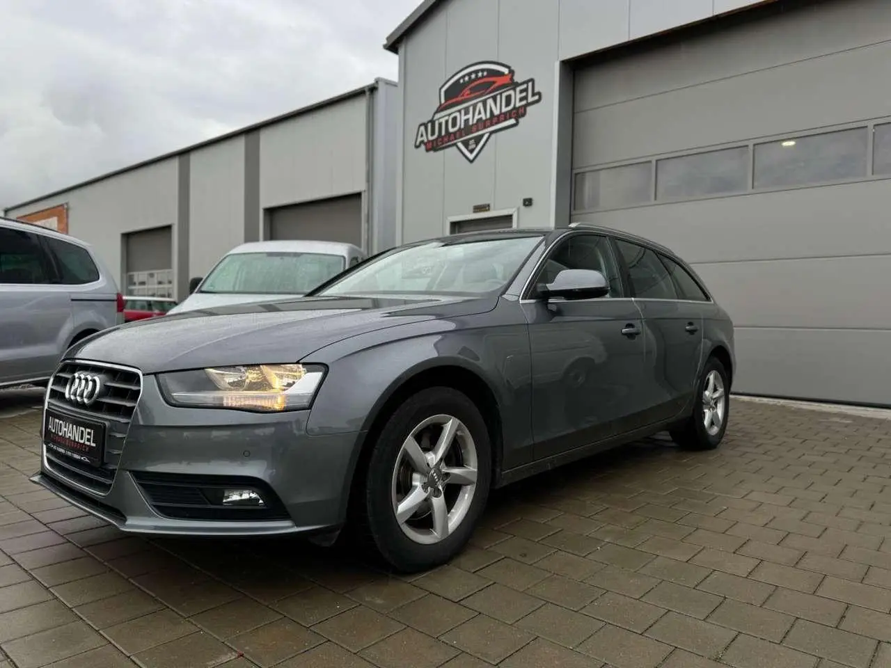 Photo 1 : Audi A4 2014 Essence