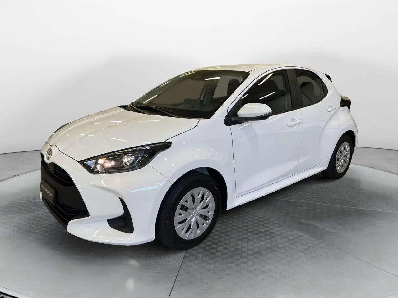 Photo 1 : Toyota Yaris 2024 Hybrid