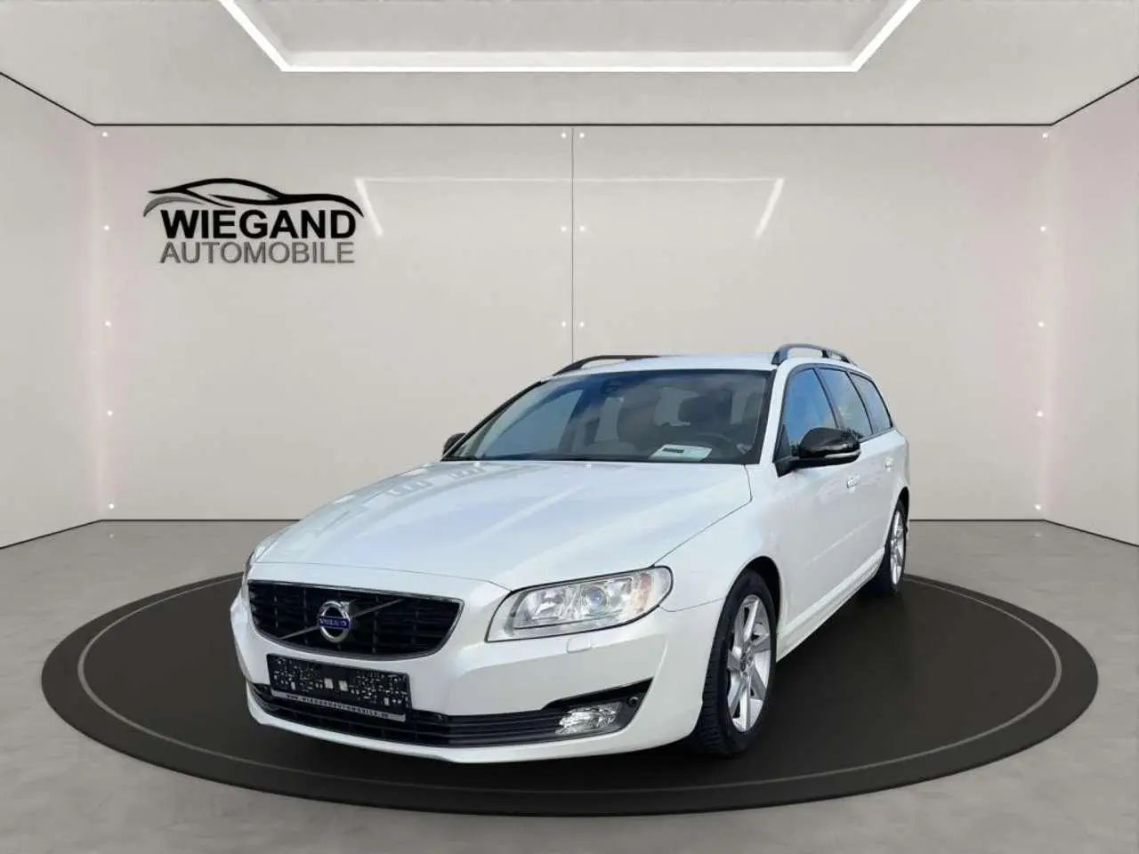 Photo 1 : Volvo V70 2015 Diesel