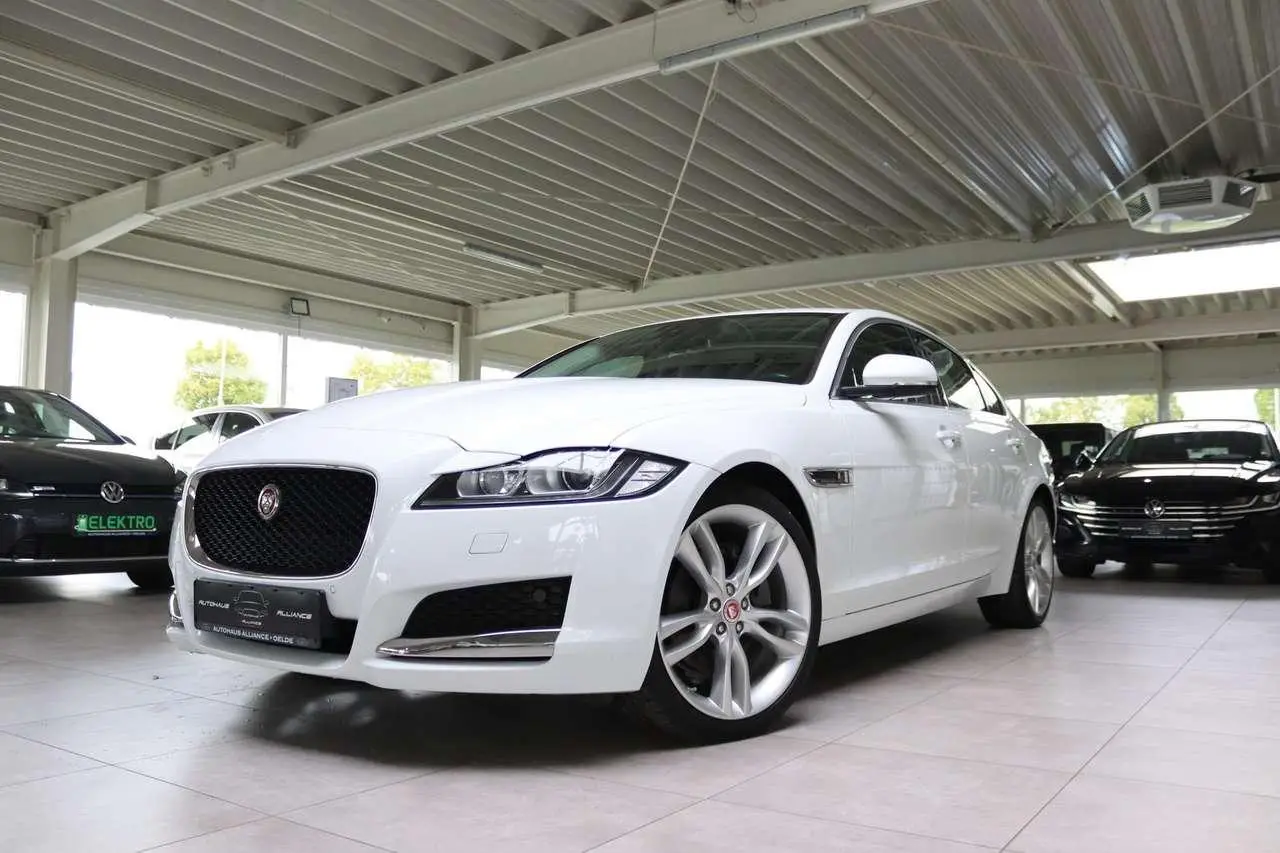 Photo 1 : Jaguar Xf 2017 Diesel