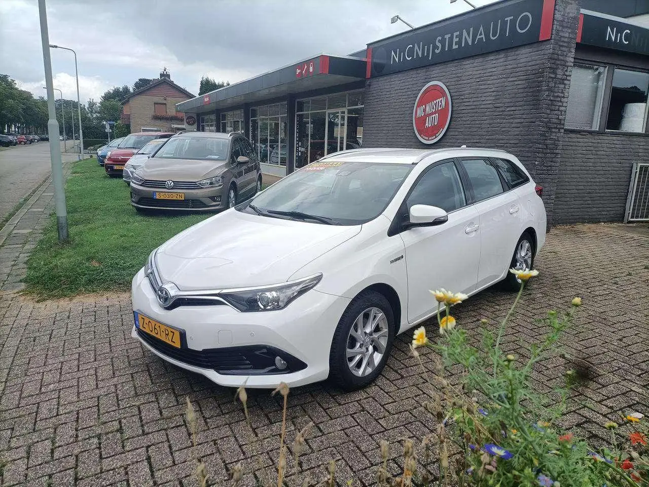 Photo 1 : Toyota Auris 2018 Hybrid