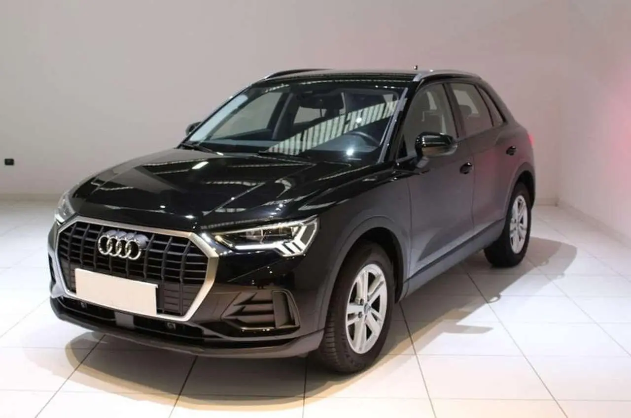 Photo 1 : Audi Q3 2022 Diesel