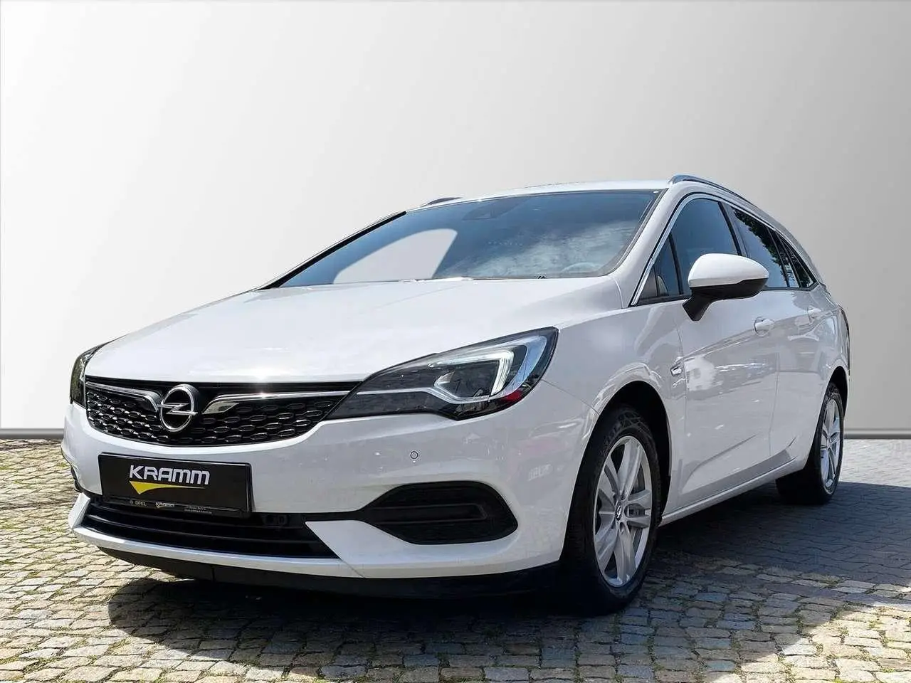 Photo 1 : Opel Astra 2020 Petrol