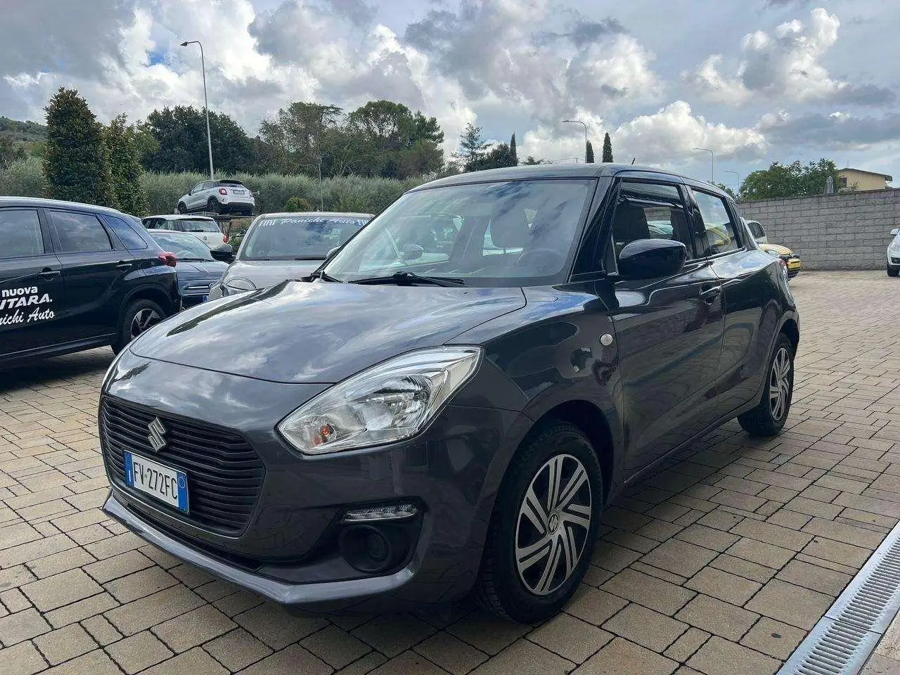 Photo 1 : Suzuki Swift 2019 Petrol