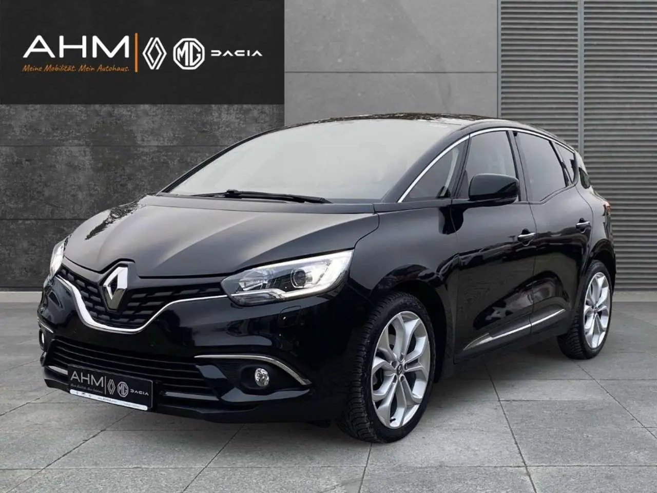 Photo 1 : Renault Scenic 2019 Essence