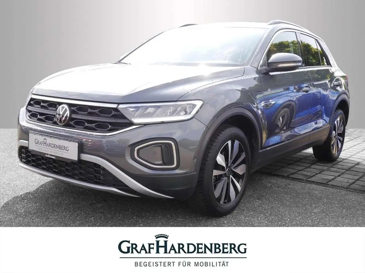 Photo 1 : Volkswagen T-roc 2023 Essence