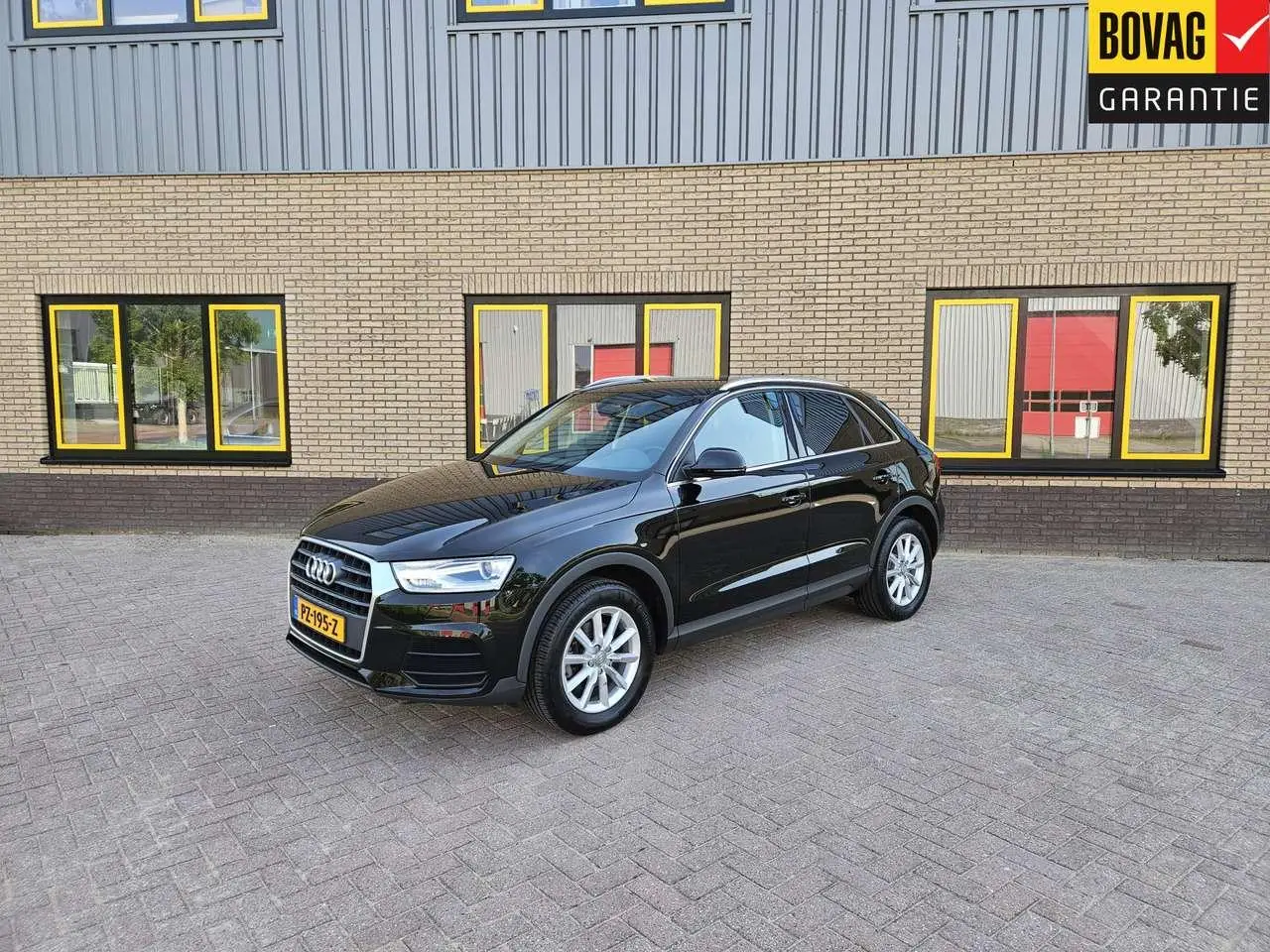 Photo 1 : Audi Q3 2017 Petrol