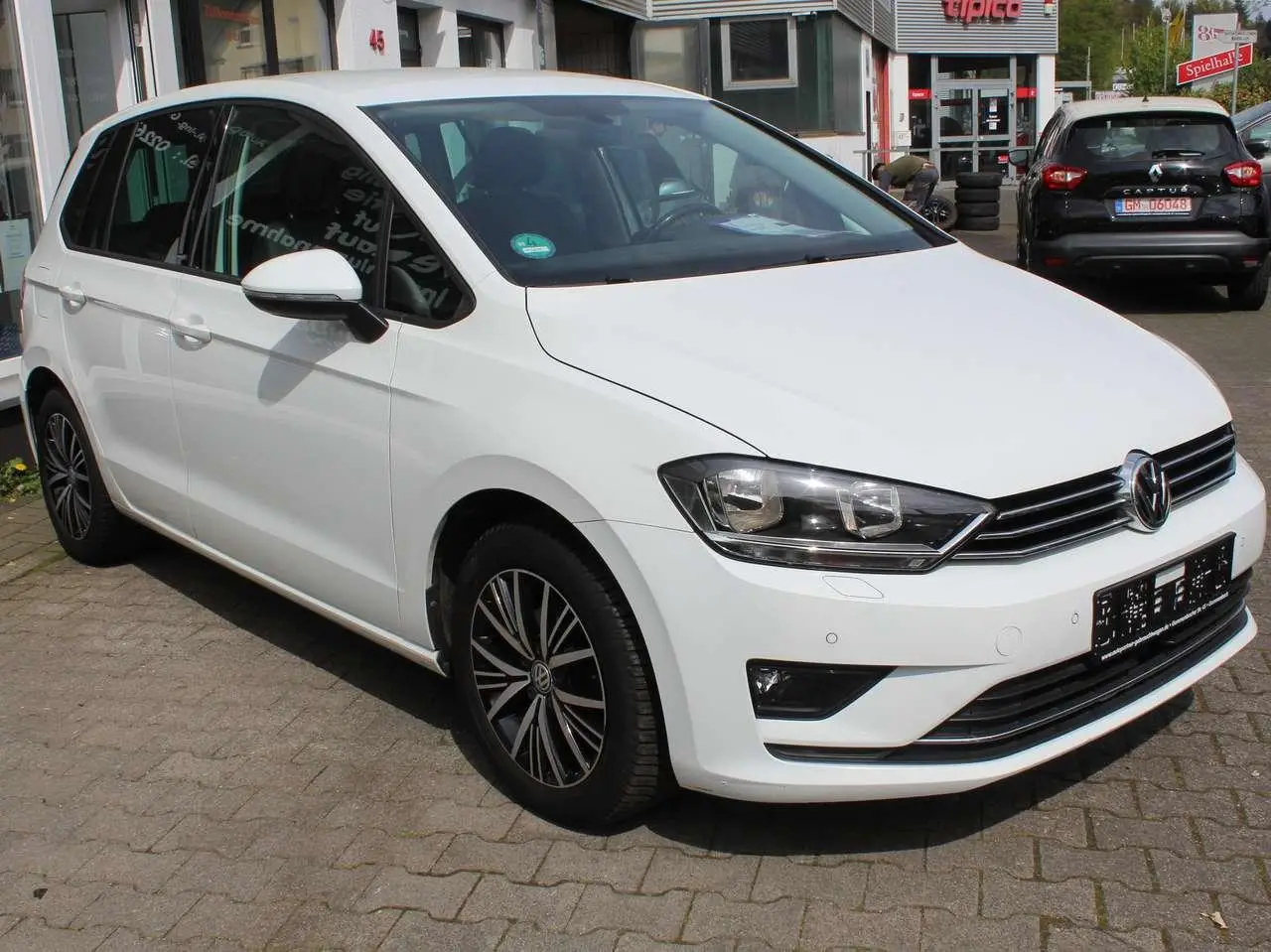 Photo 1 : Volkswagen Golf 2016 Petrol