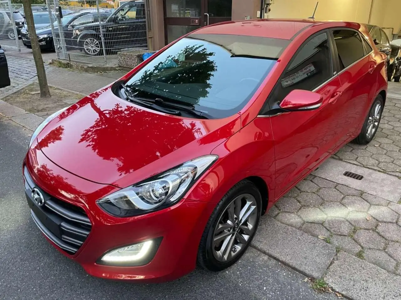 Photo 1 : Hyundai I30 2016 Petrol