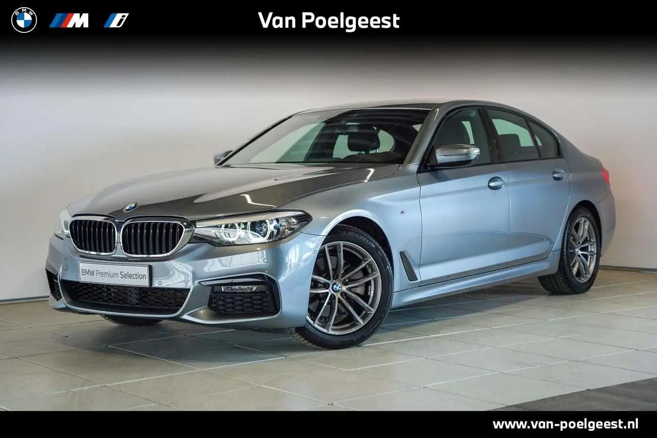 Photo 1 : Bmw Serie 5 2019 Petrol