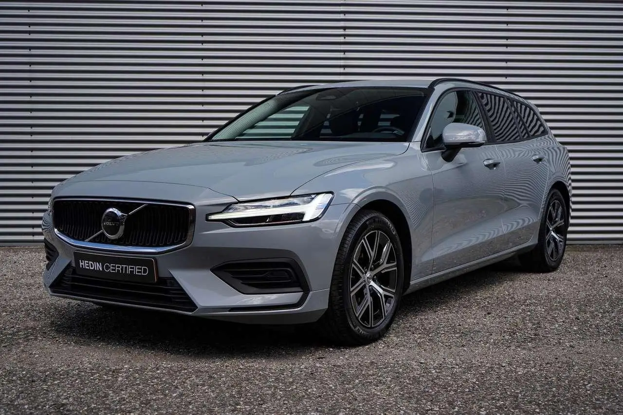 Photo 1 : Volvo V60 2023 Hybrid