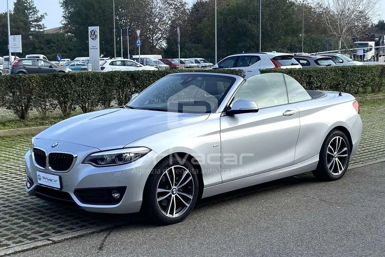 Photo 1 : Bmw Serie 2 2018 Petrol