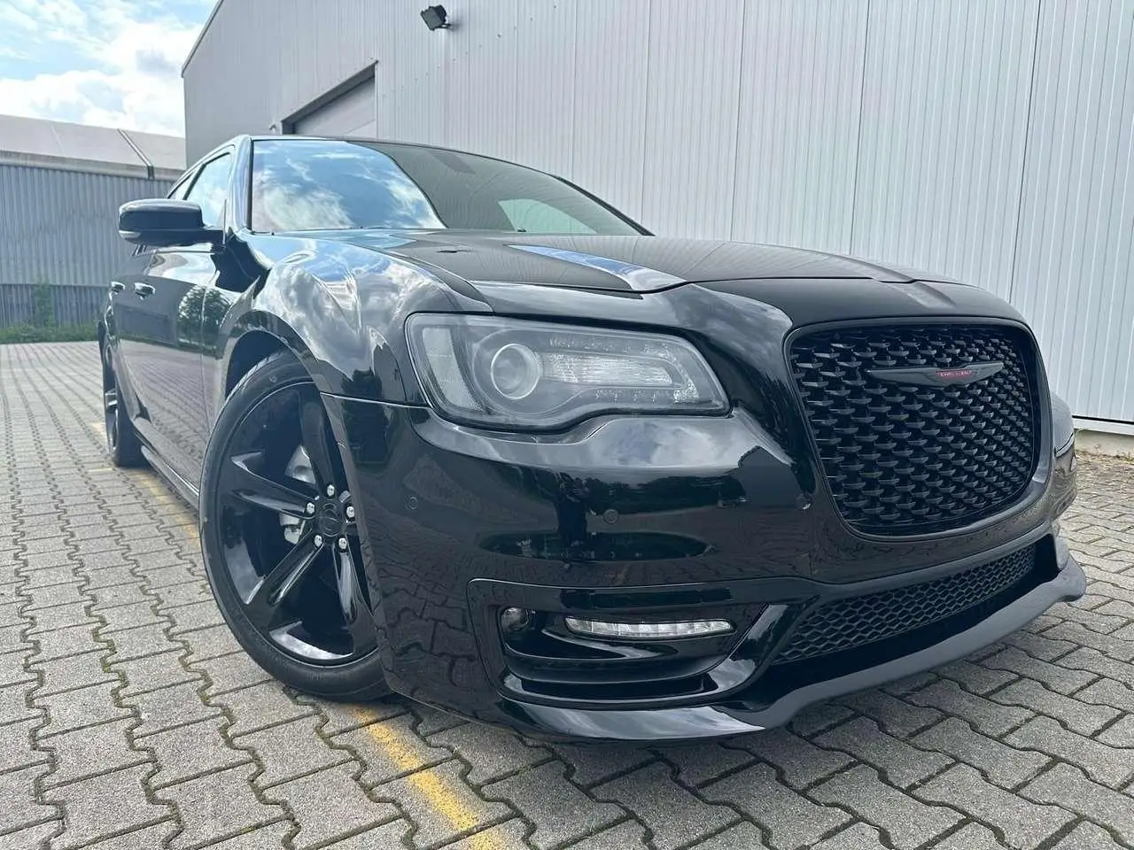 Photo 1 : Chrysler 300c 2021 Essence