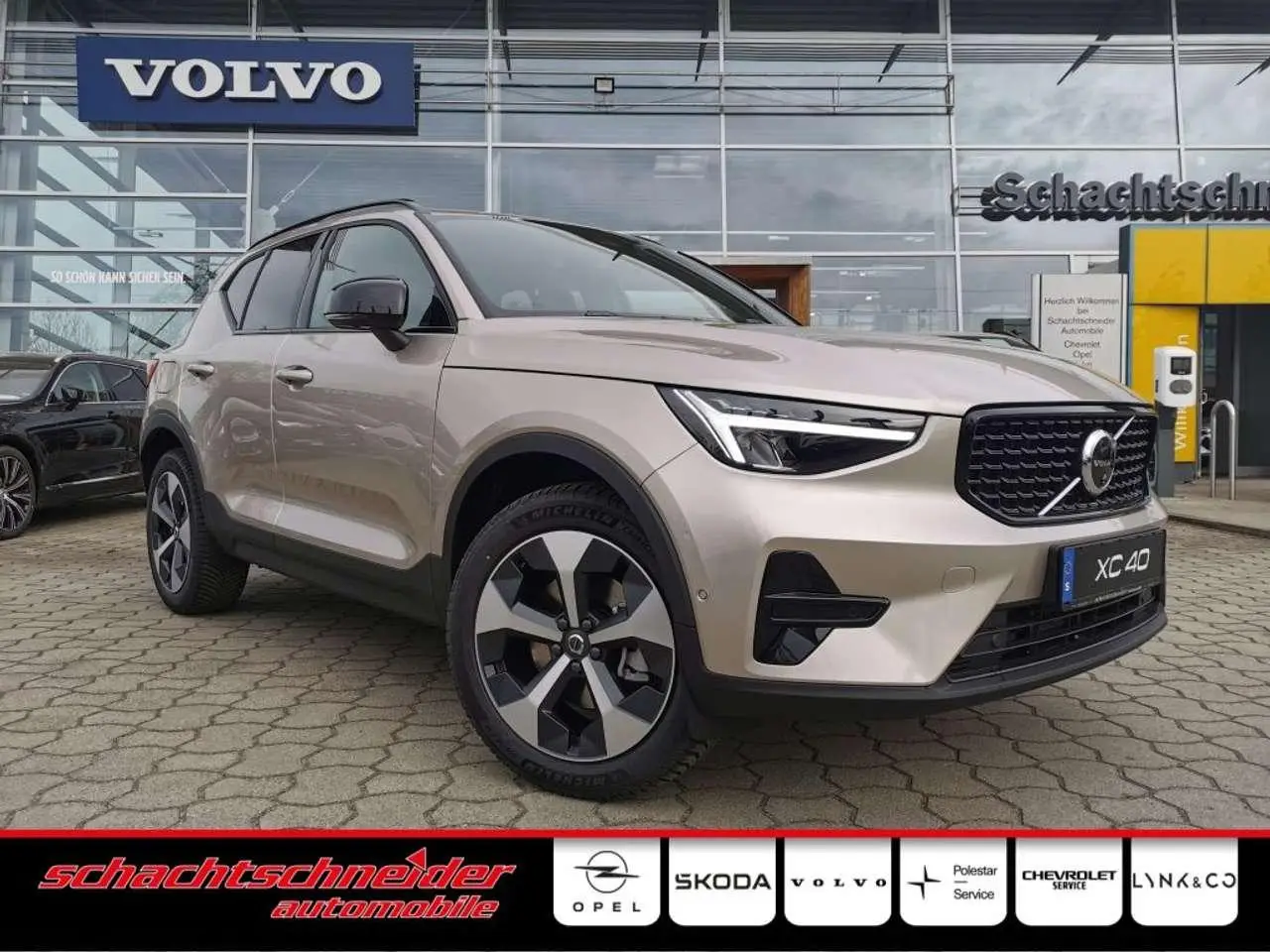 Photo 1 : Volvo Xc40 2024 Essence