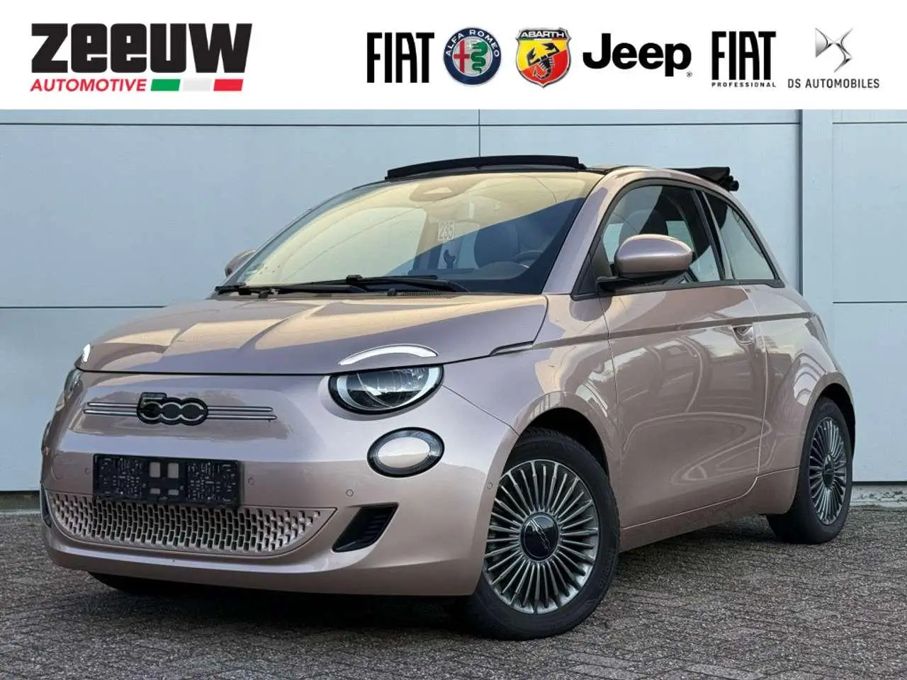 Photo 1 : Fiat 500c 2021 Électrique