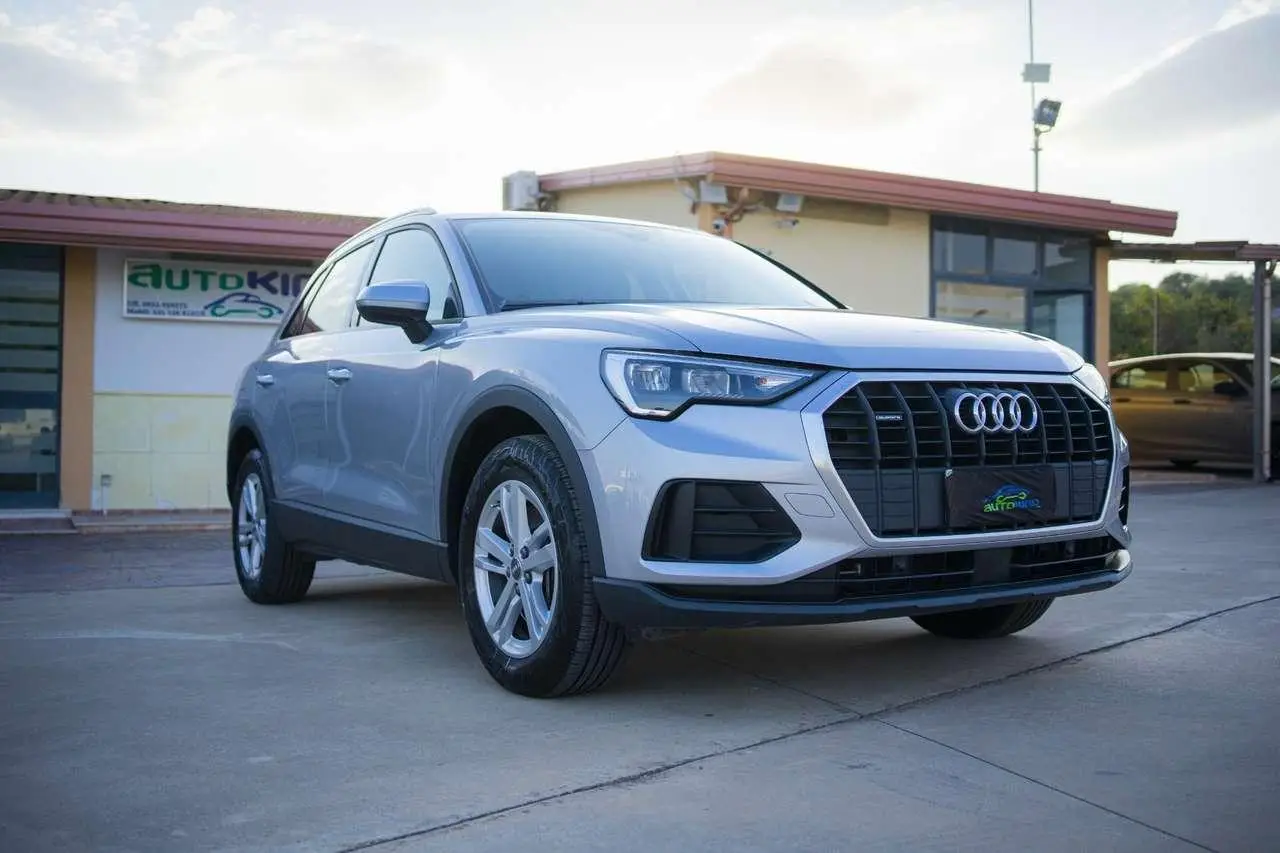 Photo 1 : Audi Q3 2020 Diesel