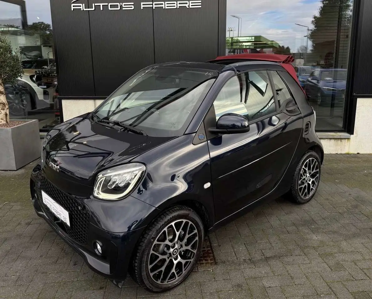 Photo 1 : Smart Fortwo 2022 Electric