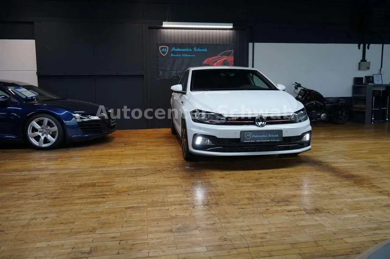 Photo 1 : Volkswagen Polo 2020 Essence