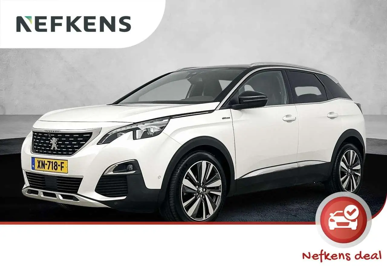 Photo 1 : Peugeot 3008 2019 Petrol