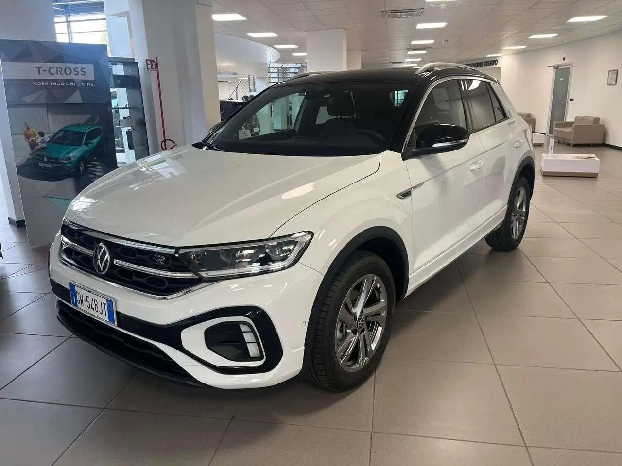 Photo 1 : Volkswagen T-roc 2024 Petrol