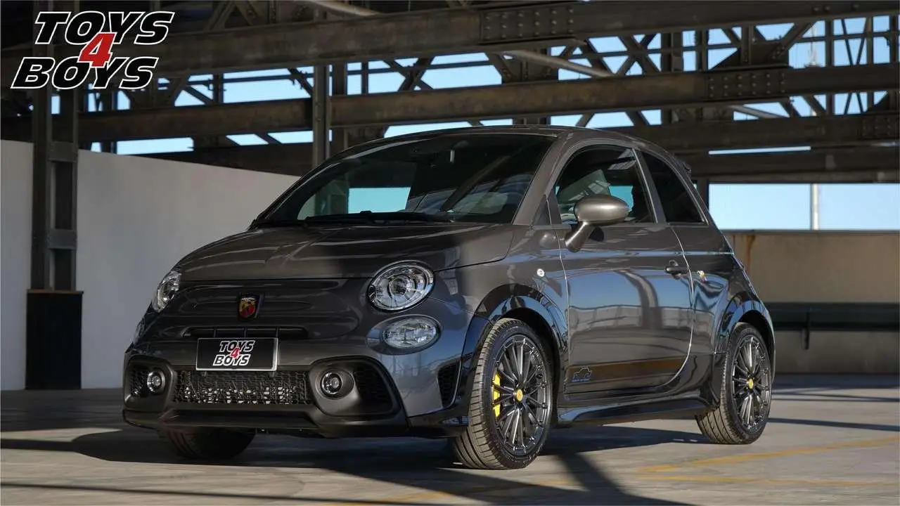 Photo 1 : Abarth 695 2022 Petrol