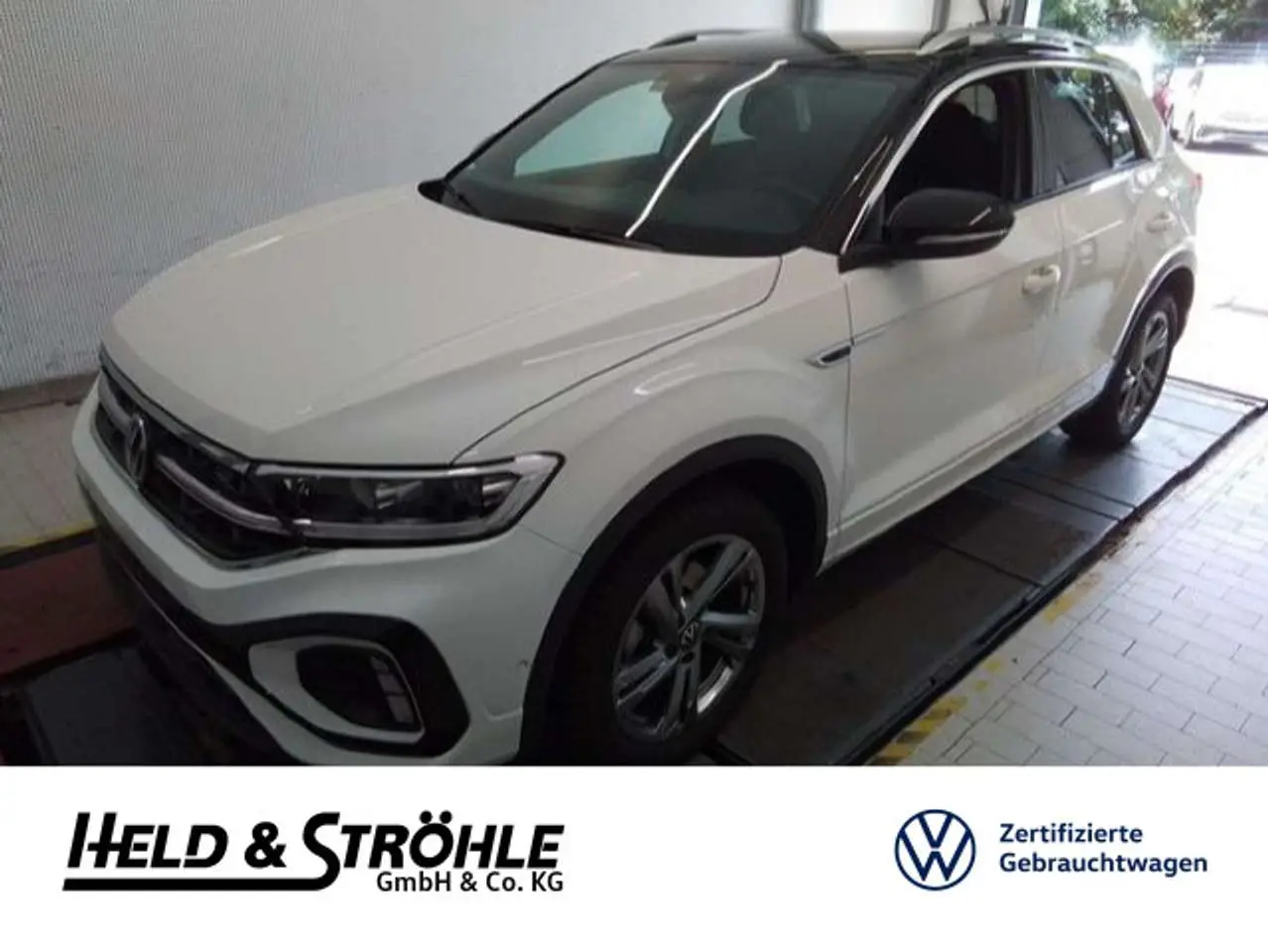 Photo 1 : Volkswagen T-roc 2023 Essence