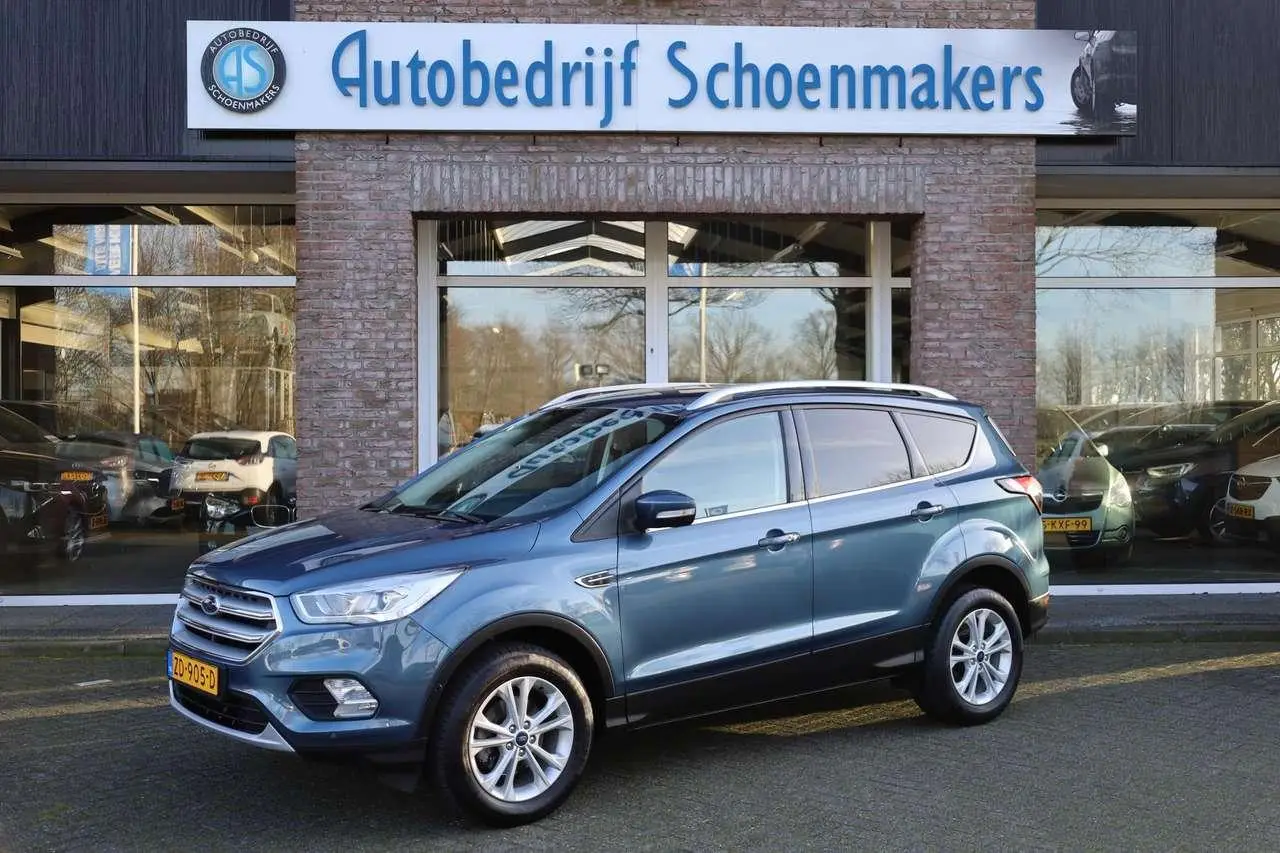 Photo 1 : Ford Kuga 2019 Essence