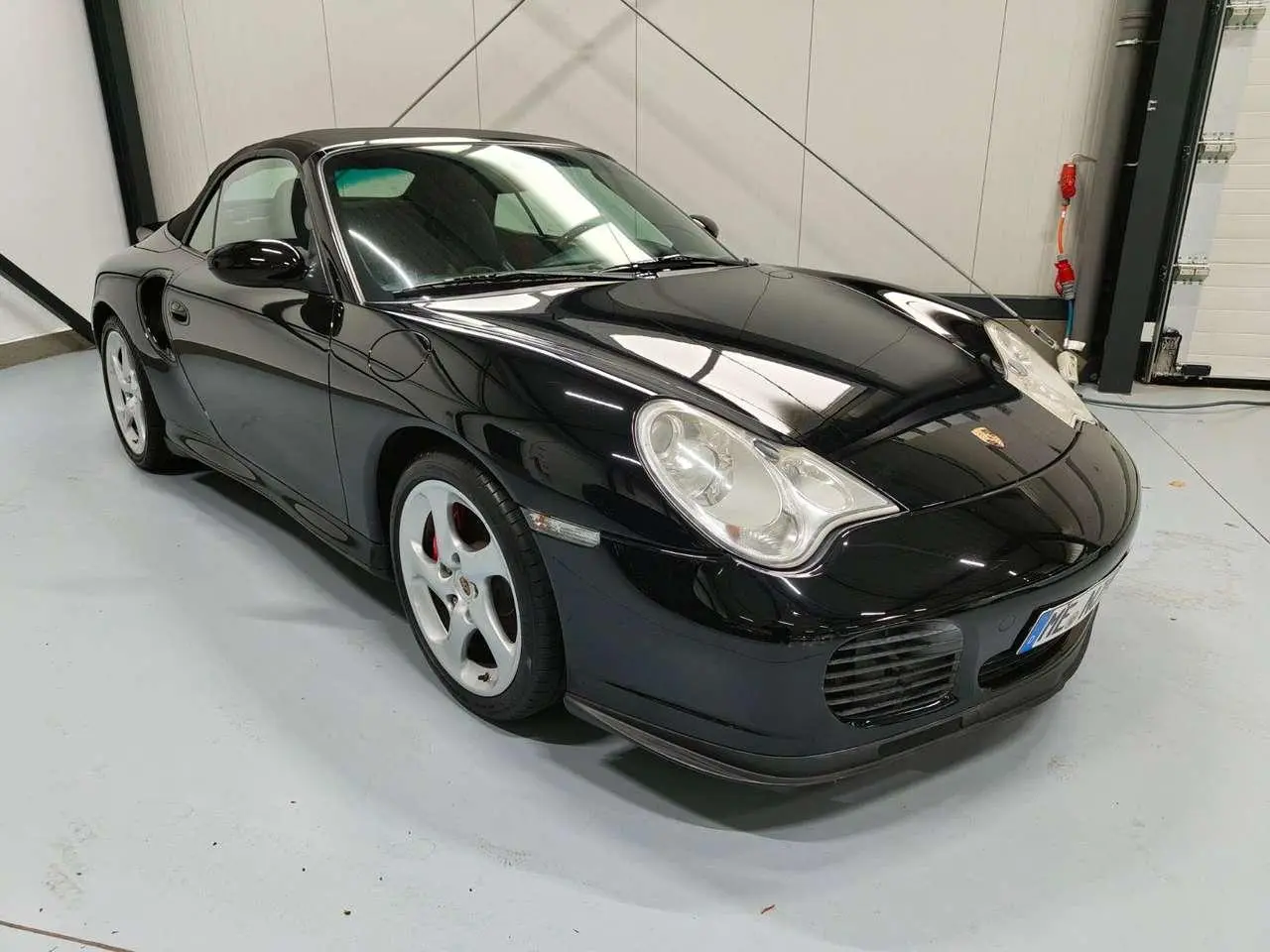 Photo 1 : Porsche 996 2024 Petrol