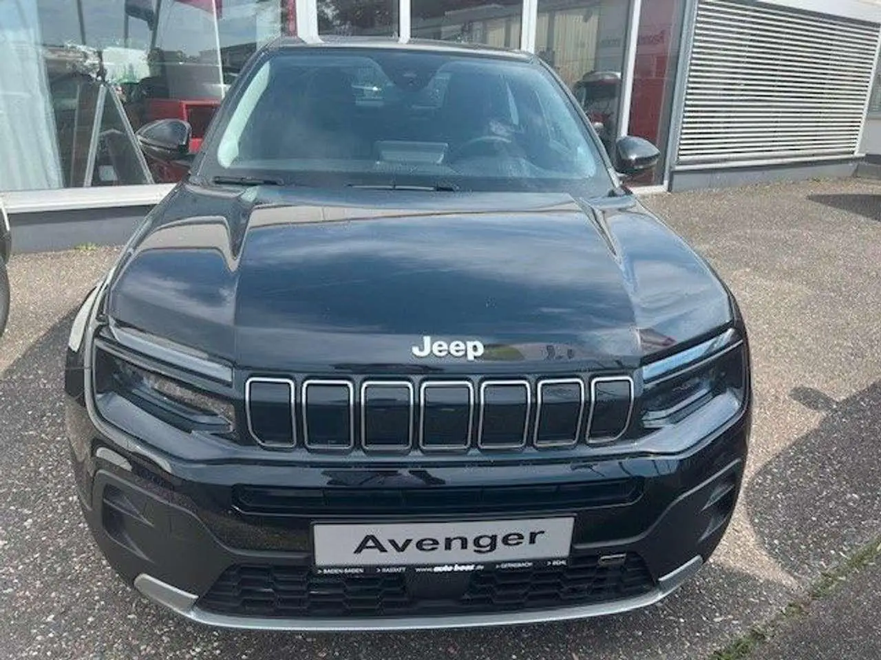 Photo 1 : Jeep Avenger 2024 Petrol