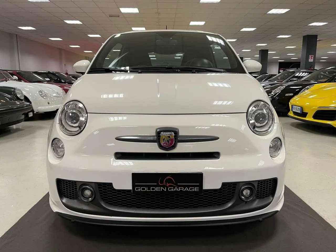 Photo 1 : Abarth 595 2015 Petrol