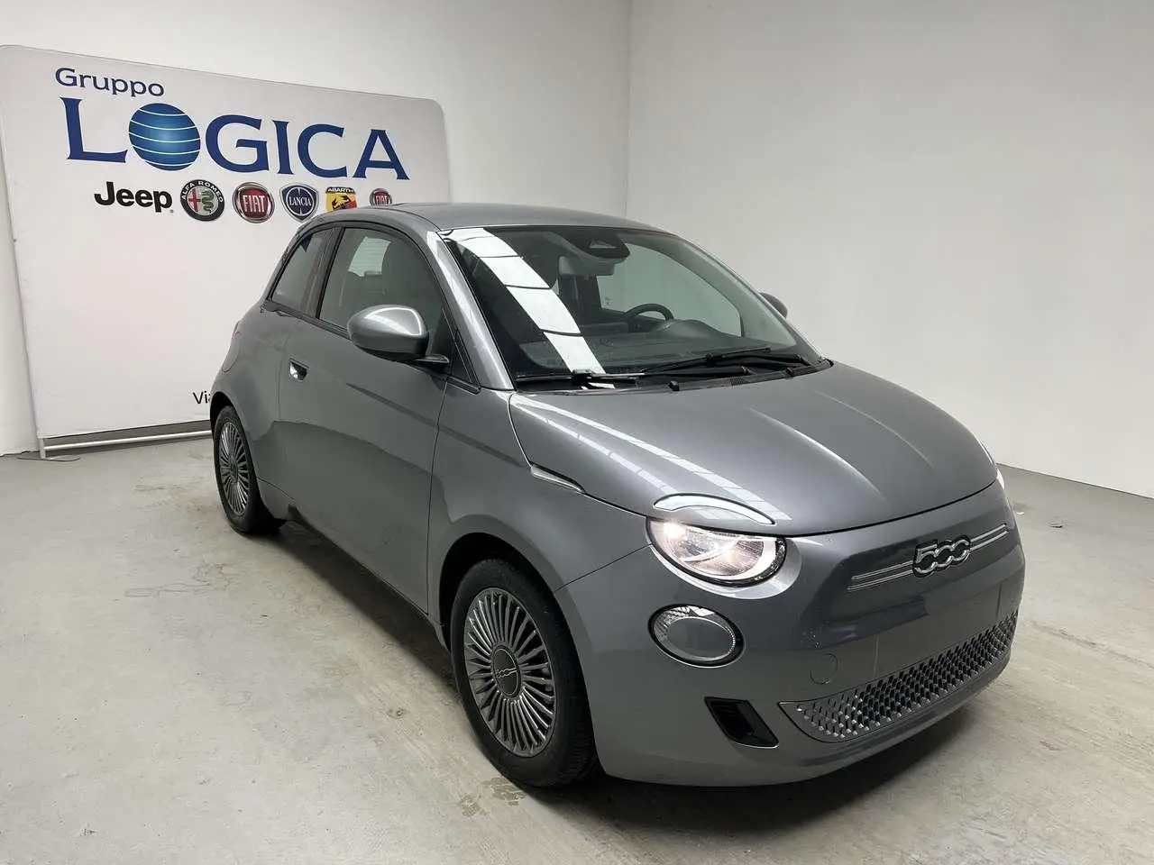 Photo 1 : Fiat 500 2022 Électrique