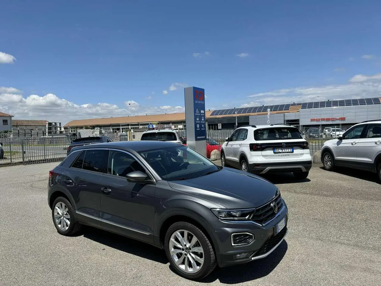 Photo 1 : Volkswagen T-roc 2020 Essence