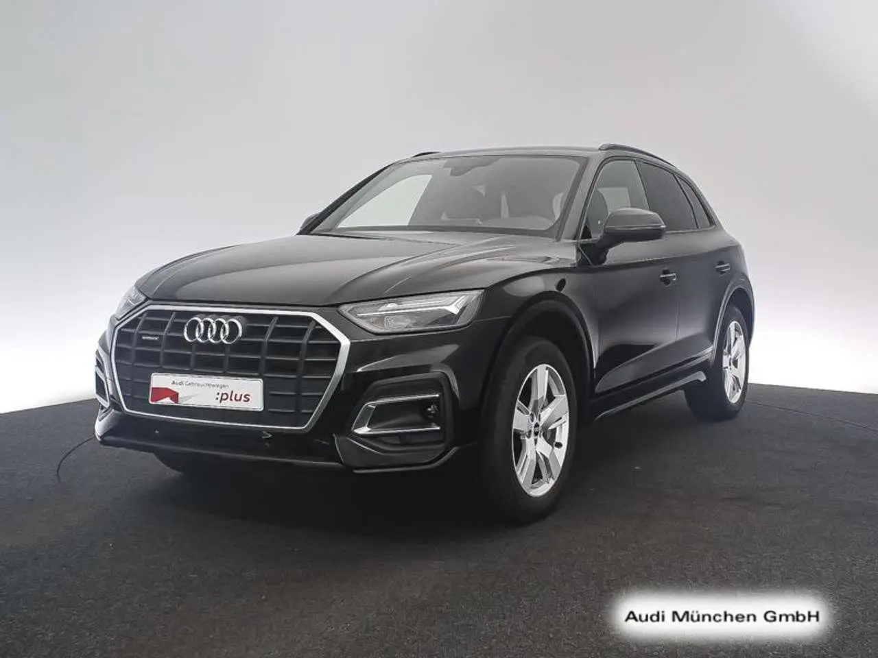 Photo 1 : Audi Q5 2021 Hybrid