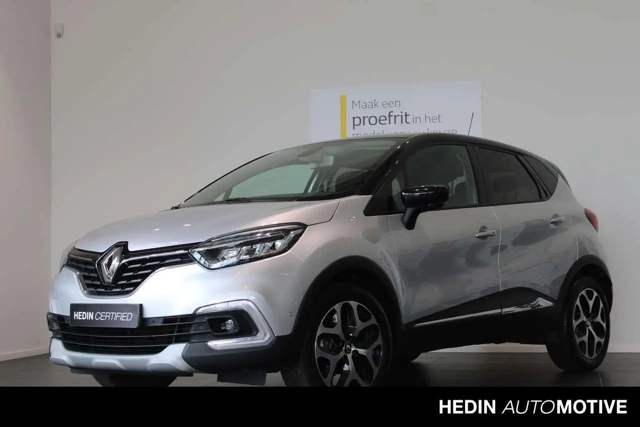 Photo 1 : Renault Captur 2019 Petrol