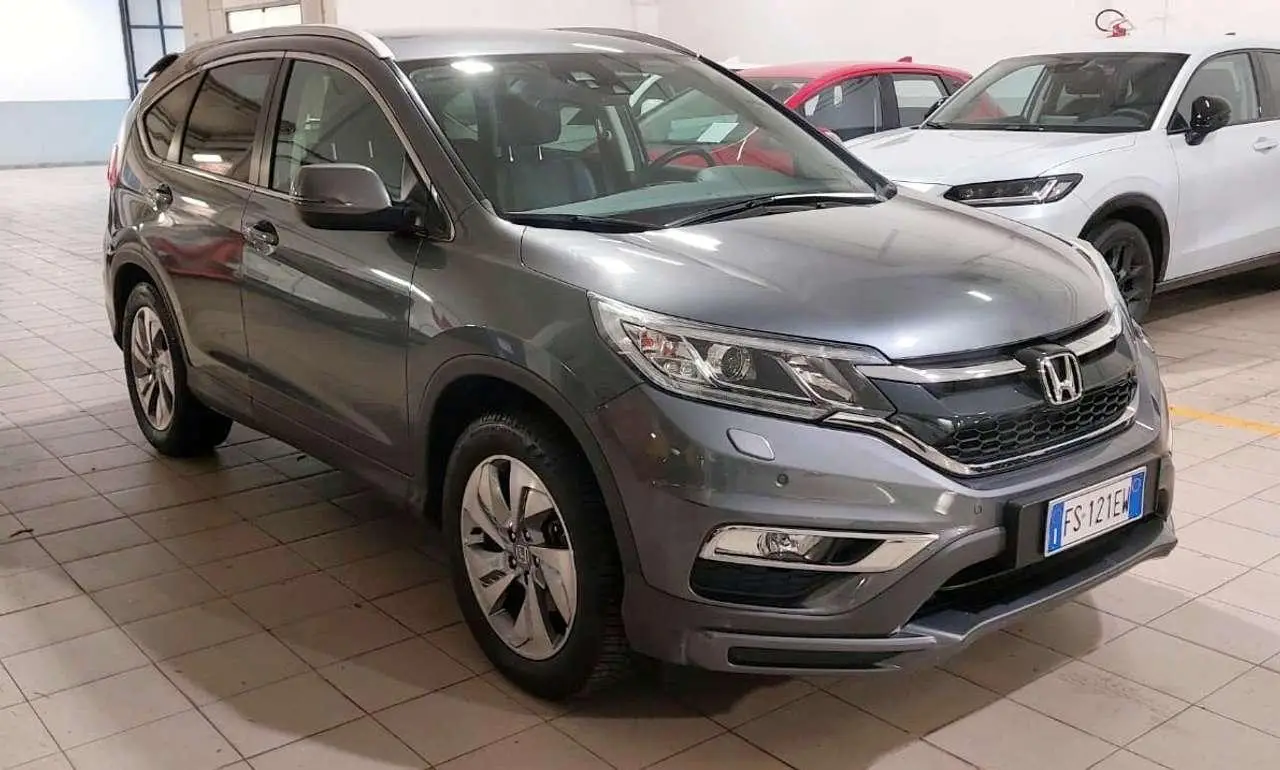 Photo 1 : Honda Cr-v 2018 Diesel