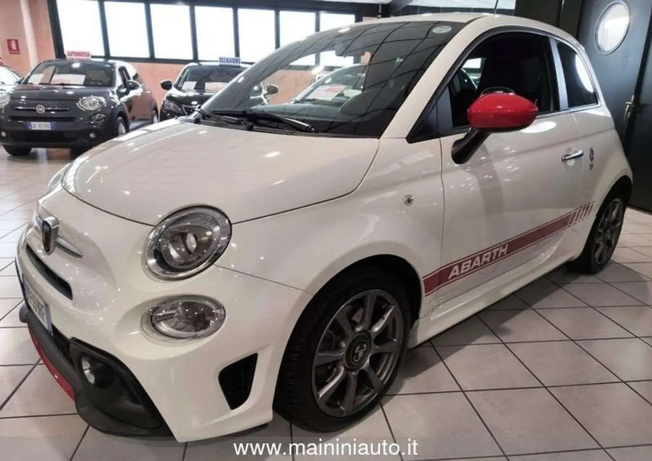 Photo 1 : Abarth 595 2019 Petrol