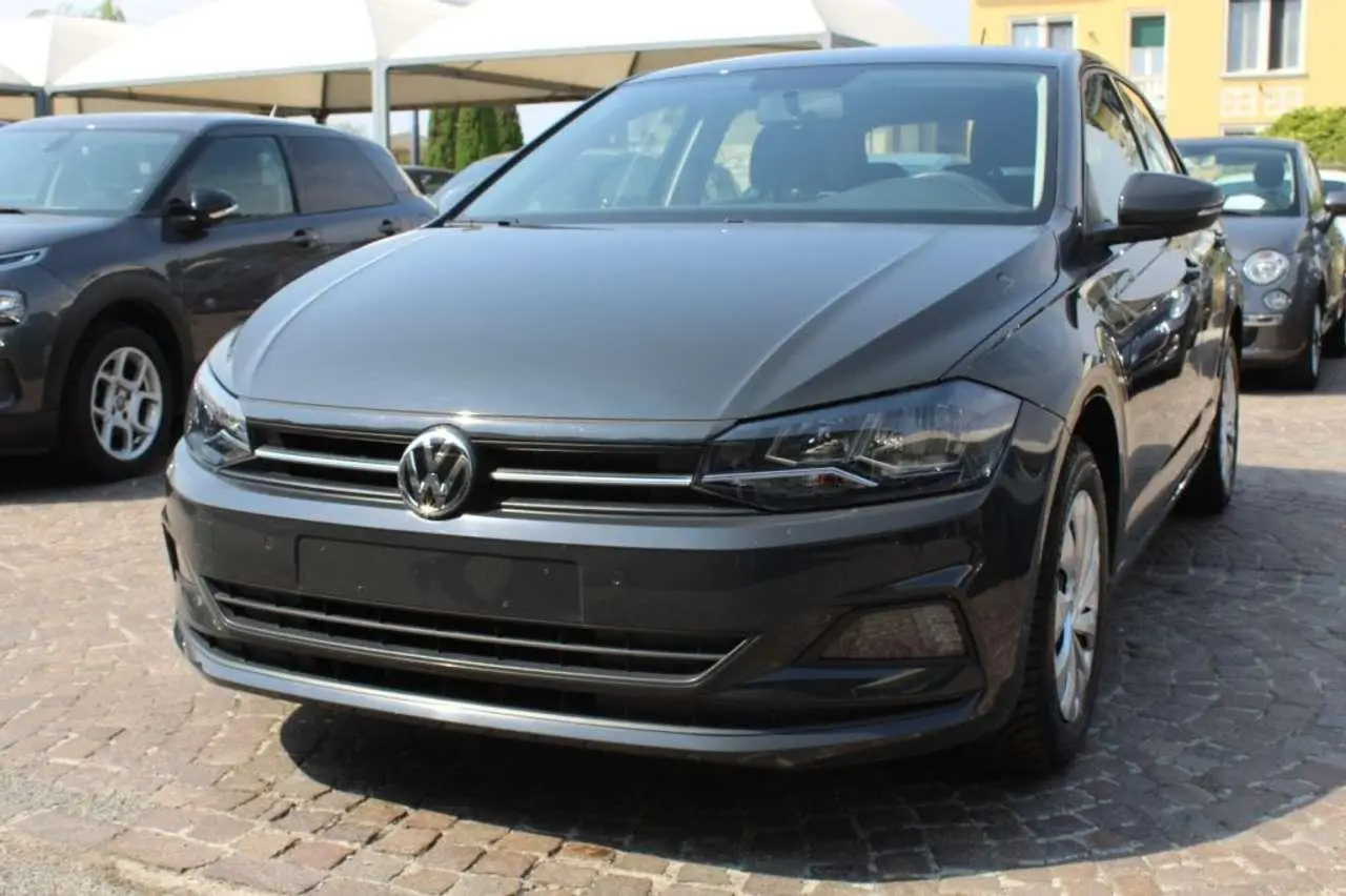 Photo 1 : Volkswagen Polo 2020 Essence