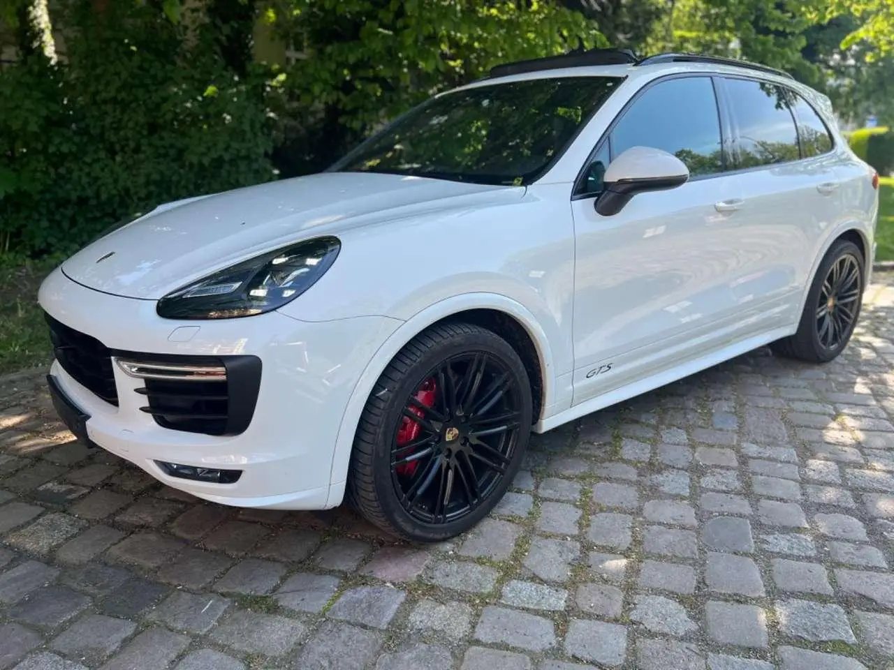 Photo 1 : Porsche Cayenne 2015 Essence